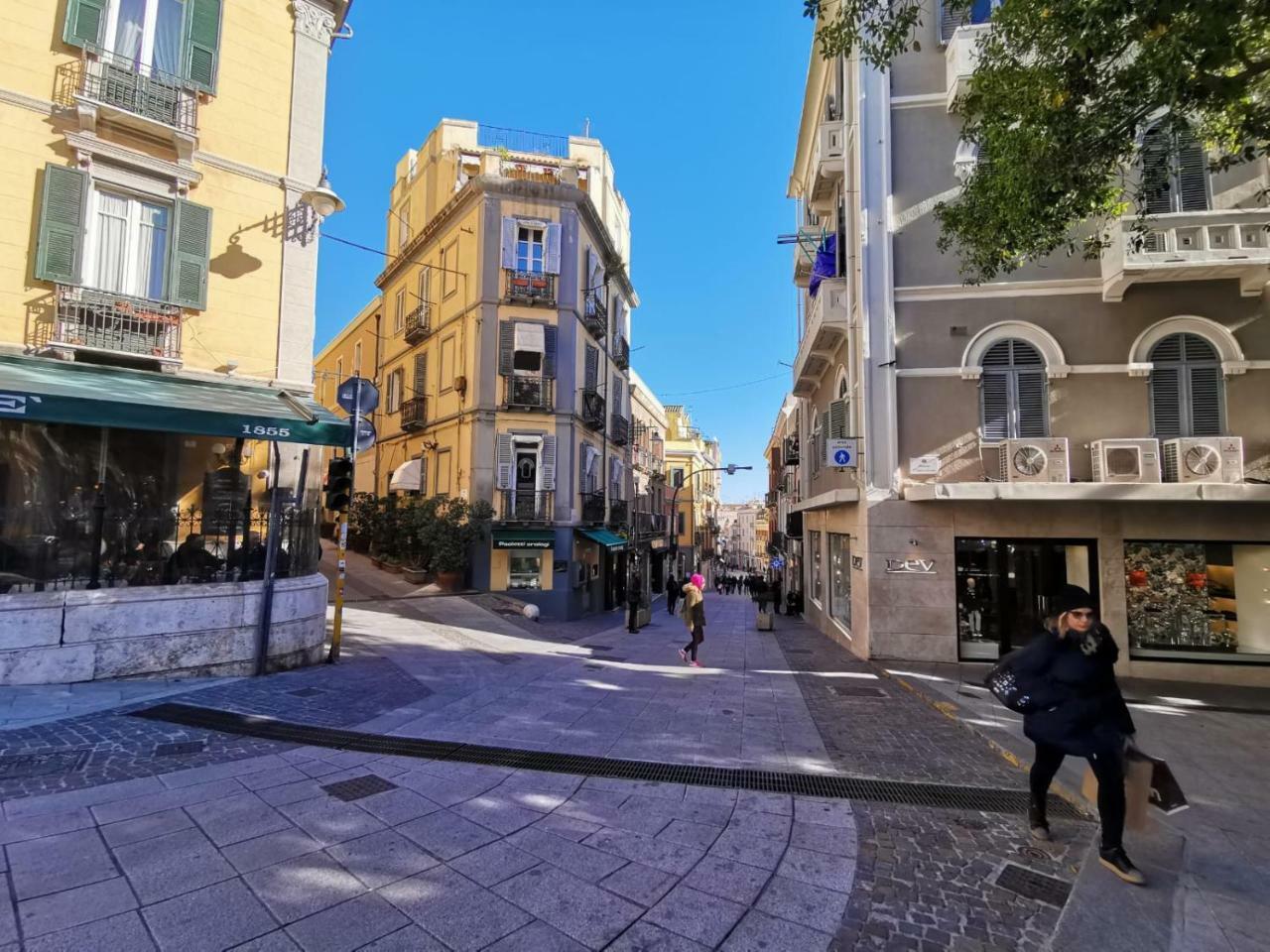 Suitesgaribaldi Cagliari Exteriér fotografie