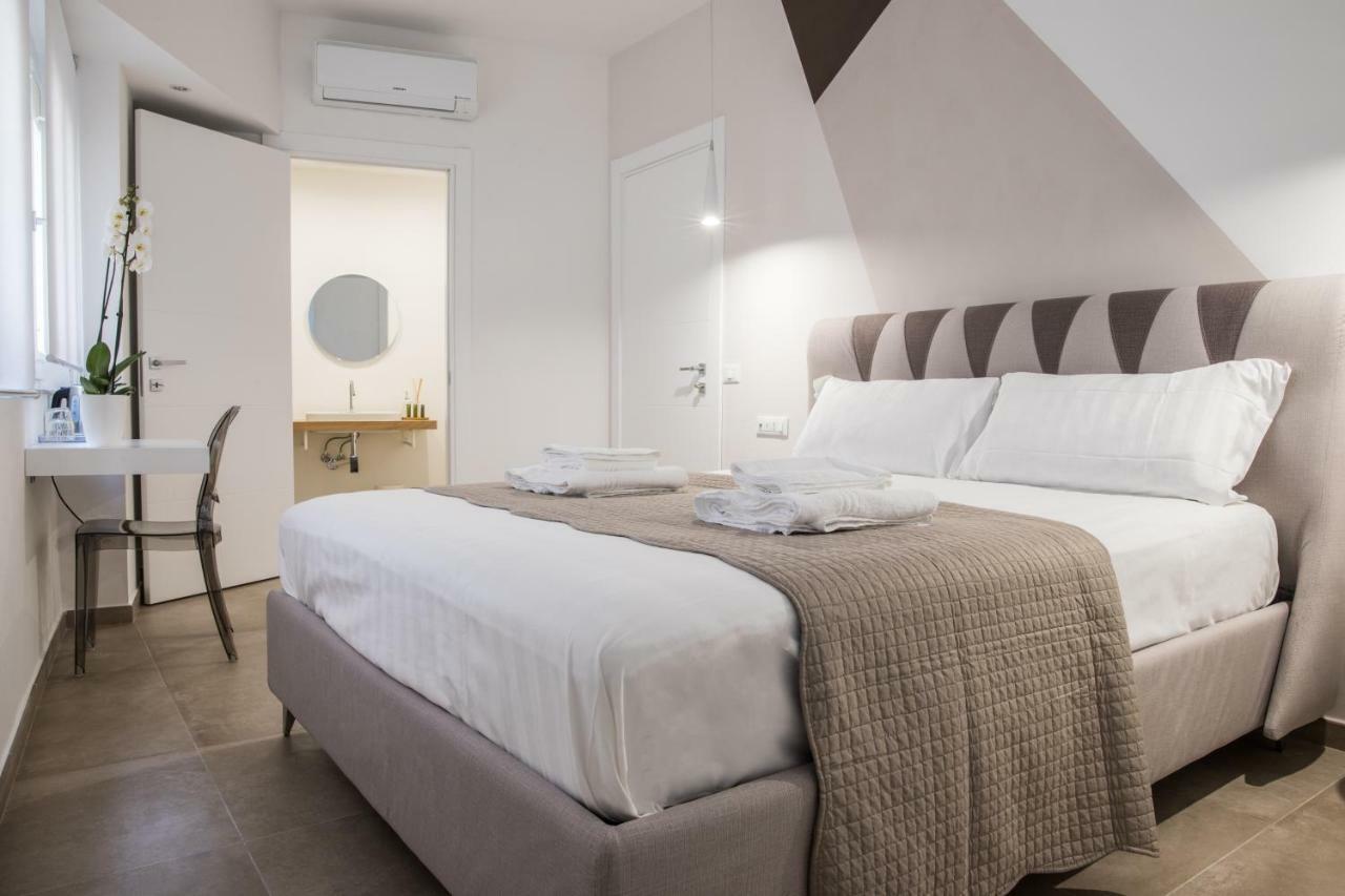 Suitesgaribaldi Cagliari Exteriér fotografie